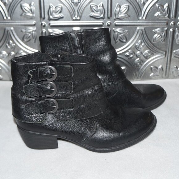 B.O.C. Womens Size 7.5M Black Boots Cuban Heel Buckle Round Toe Ankle Booties - Picture 1 of 8